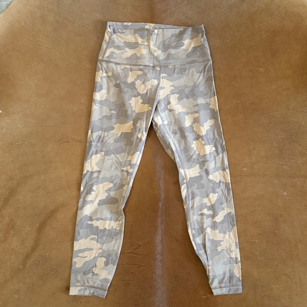 Lululemon Camo align leggings